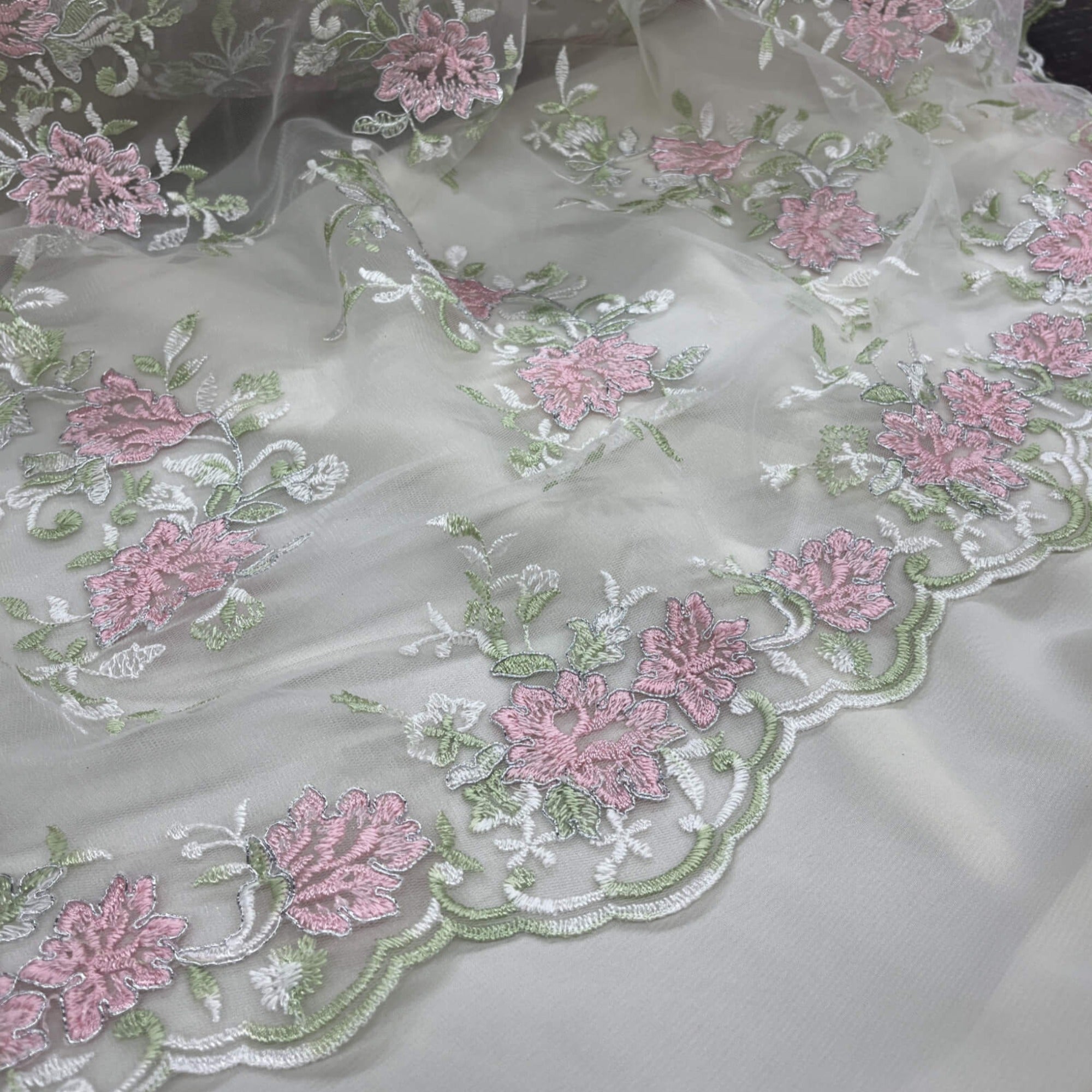 Corded Floral Lace Fabric with Scalloped Edges – Bridal & Dress Lace | Lace USA - 97154W