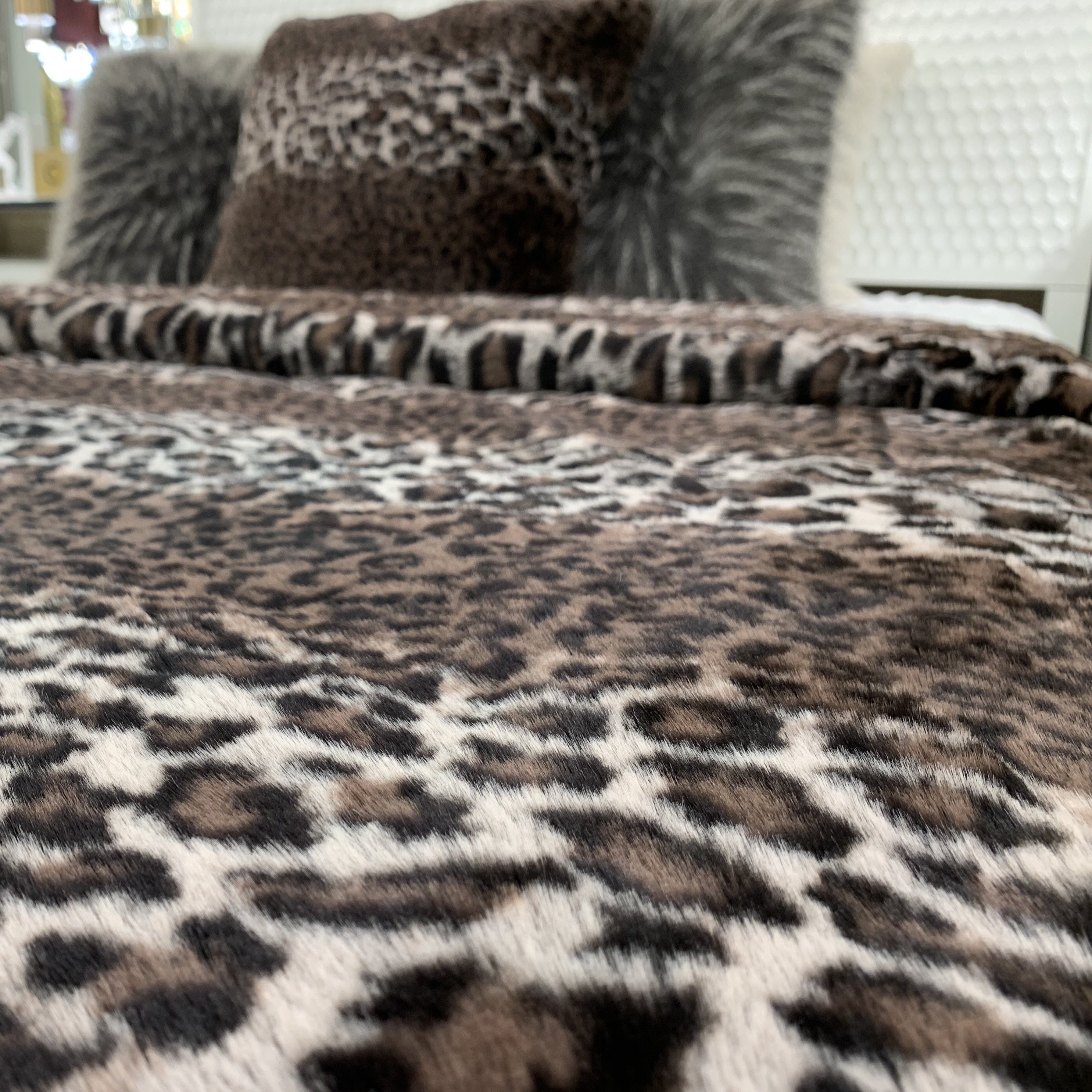 Leopard Cheetah Jaguar Animal Print Cozy Fuzzy Faux Fur Cal King Size Blanket/ Coverlet/ Bedspread/ Coverlet