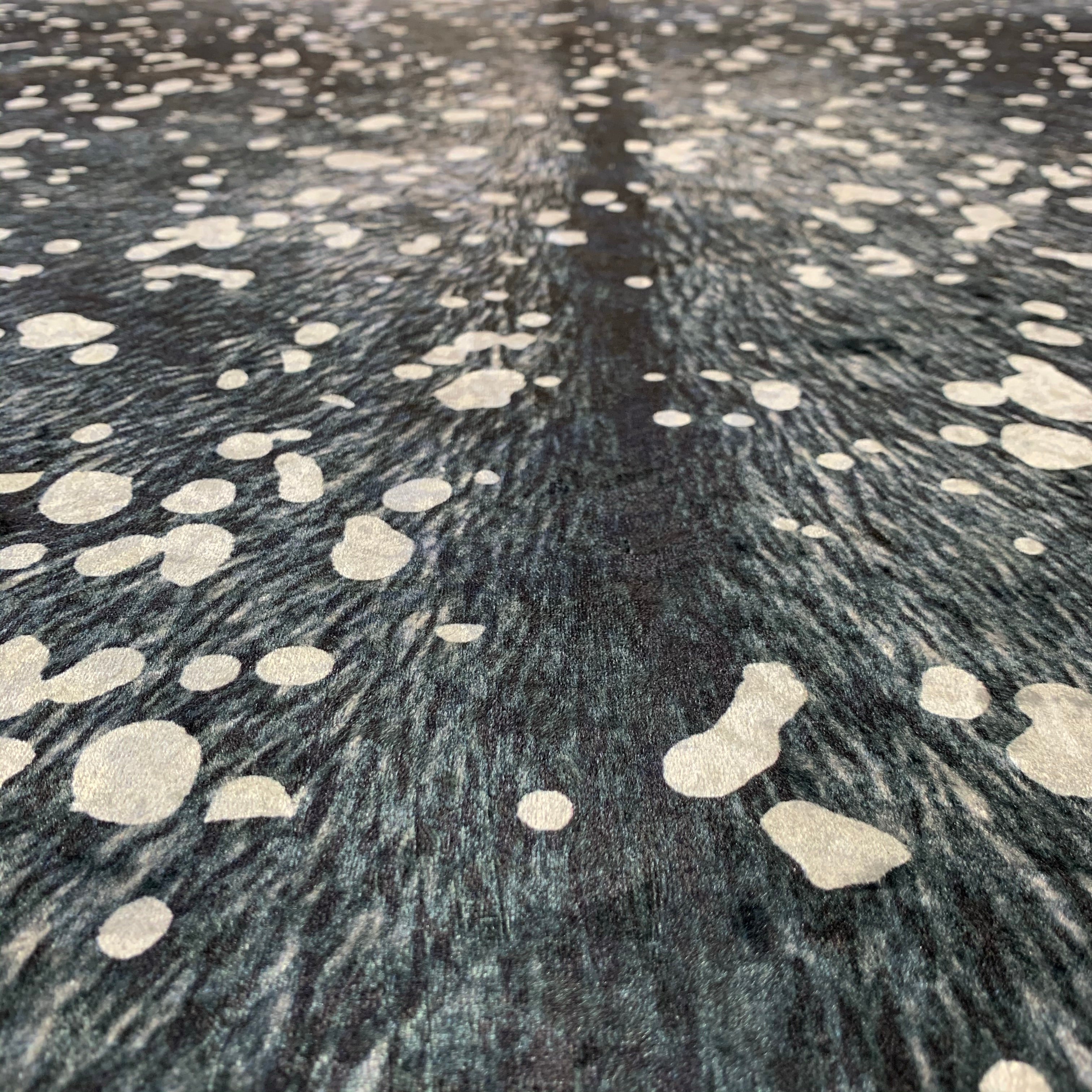 Vegan Metallic Shinny Glow Faux Hide/Cowhide Area Rug/Carpet