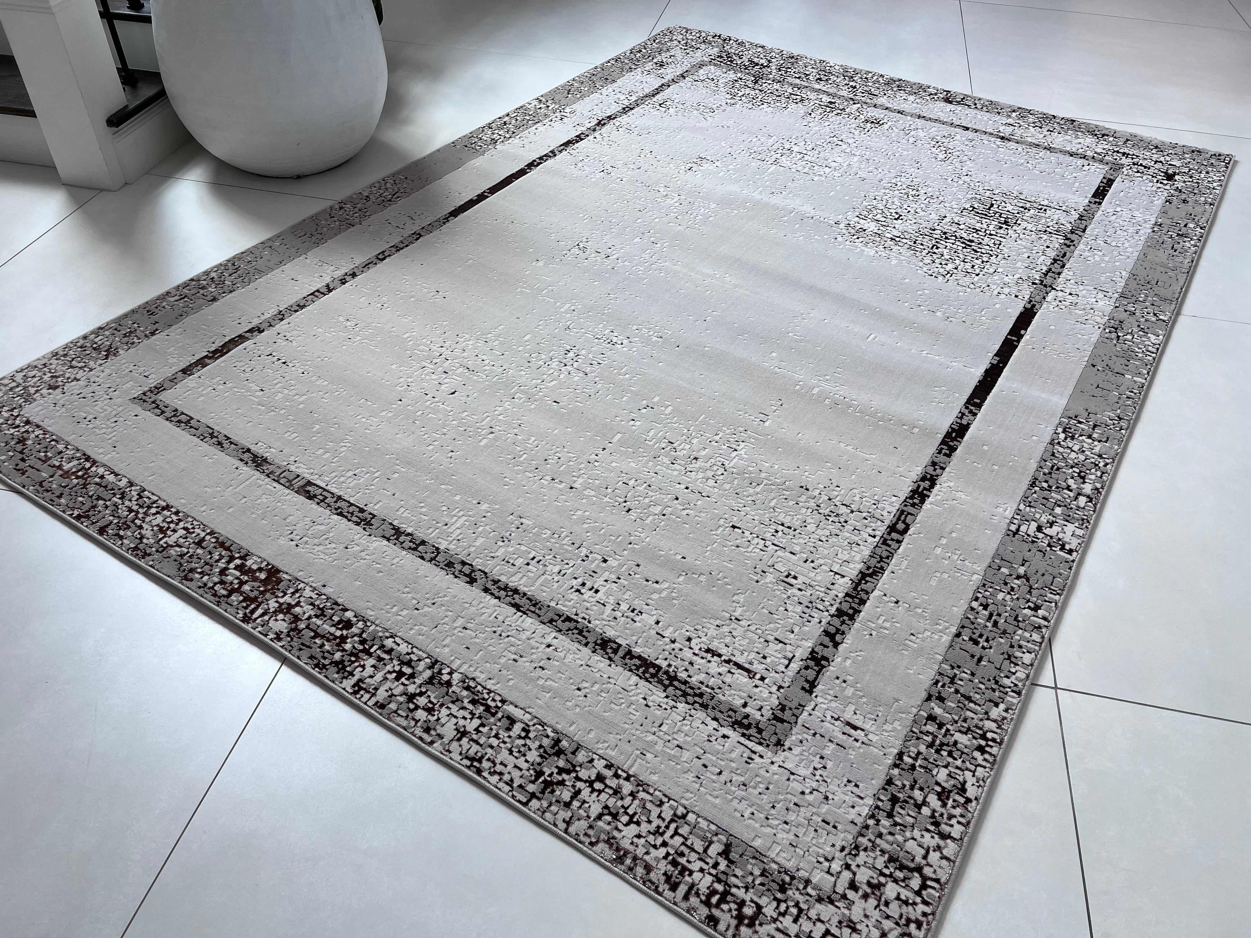 Polyester Silver with Gold Viscose Blend Border Design Rug/Carpet - Style# Maximus 245 - Color-Changing Flat Weave Rug