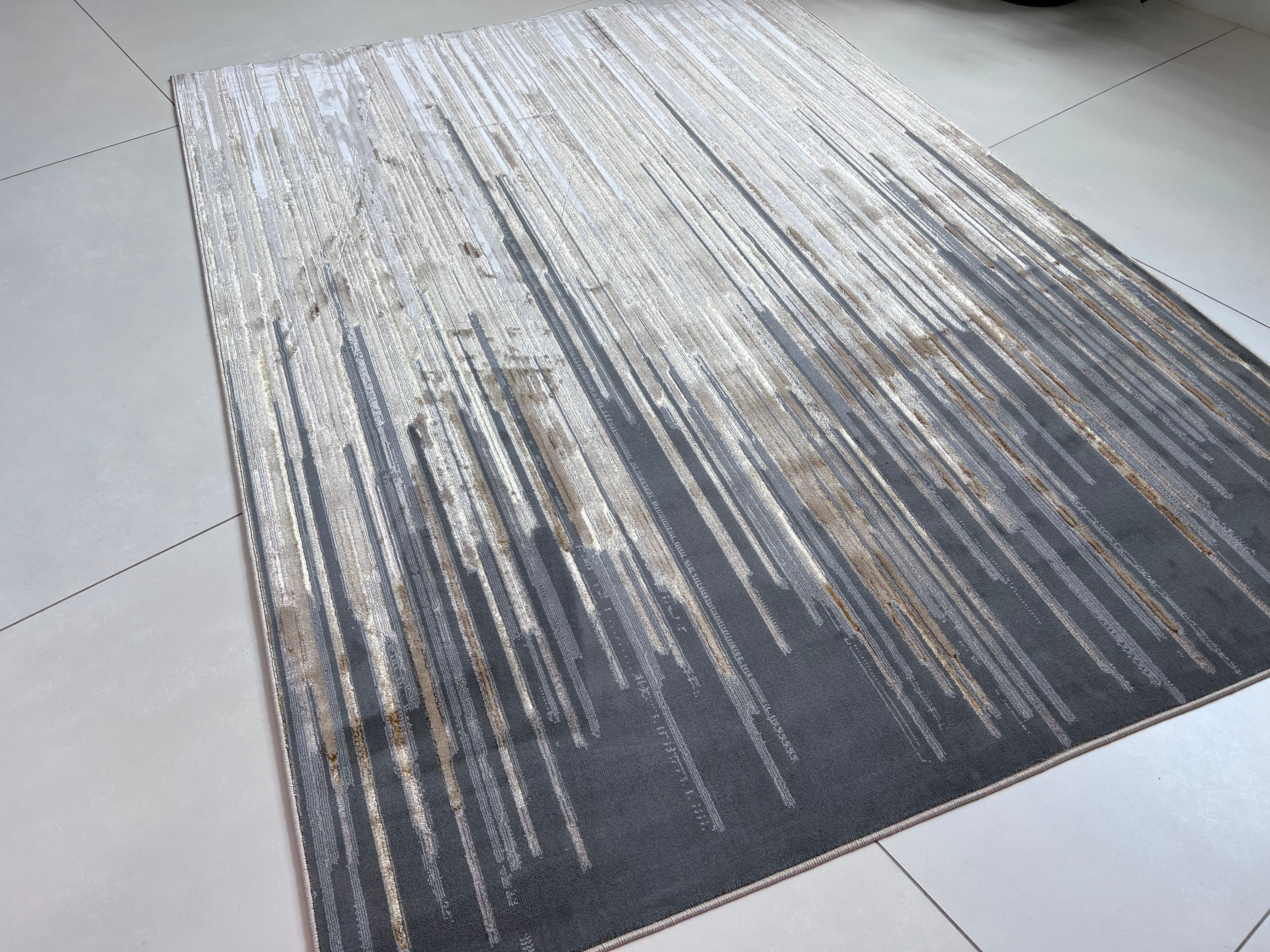 Polyester Silver with Gold Viscose Blend Geometric Design Rug/Carpet - Style# Maximus 241 - Color-Changing Flat Weave Rug