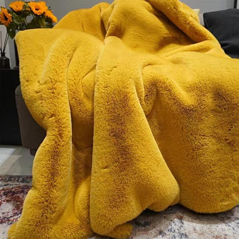 Soft Cozy Faux Fur Blanket/ Coverlet/ Bedspread/ Throw/ Bedcover/ Quilt