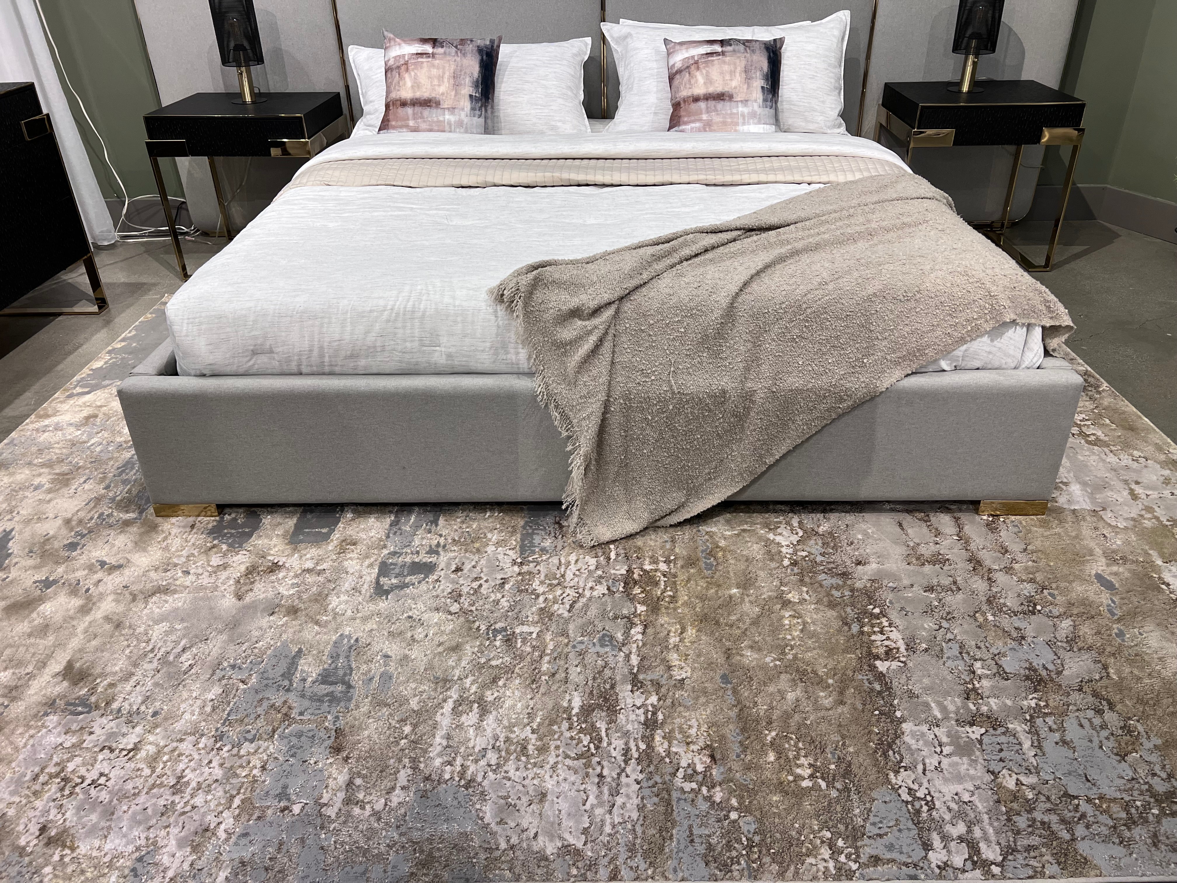 Polyester Beige/Golden Watercolor Viscose Blend Abstract Designed Rug/Carpet - Style# Maximus 185 - Color-Changing Flat Weave Rug