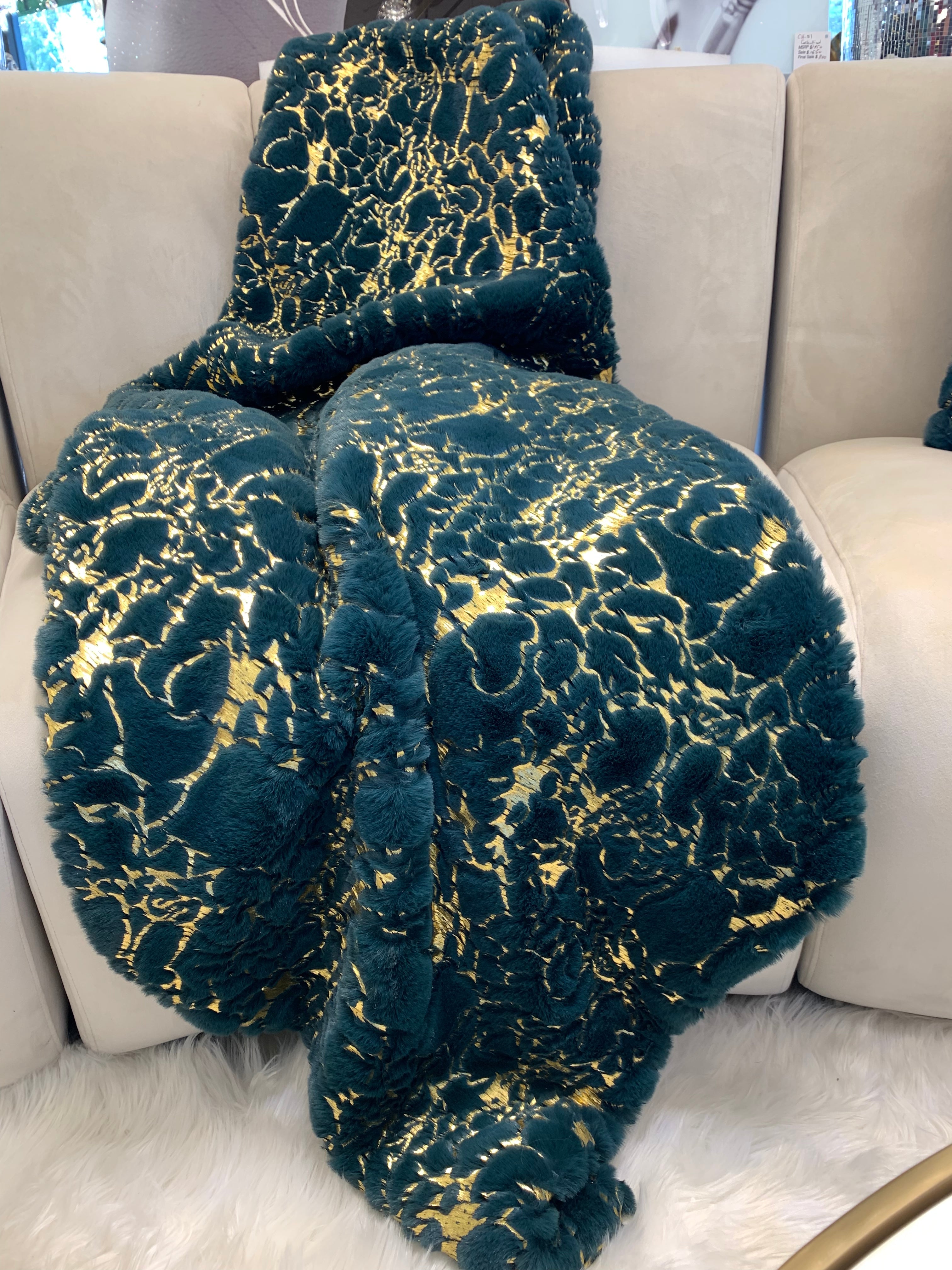 Metallic Golden Scattered Shimmery Design Faux Rabbit Touch Soft Throw Blanket - Coverlet/ Quilt/ Throw/ Bedspread/ Bedcover