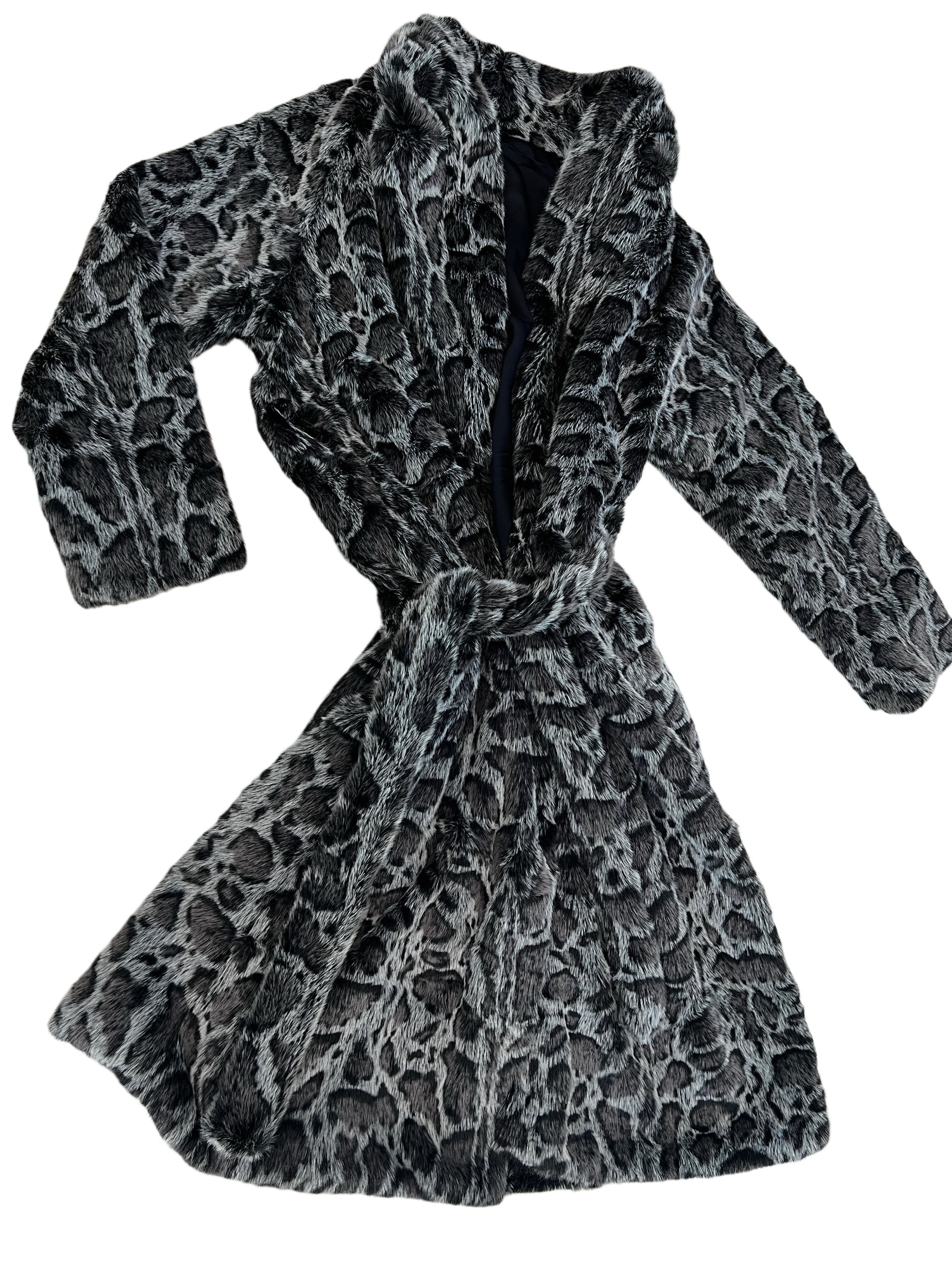 Elegant Luxurious Soft Faux Mink Robe – Indoor/Outdoor Wear, Unisex - MINKO 12 Black Leopard